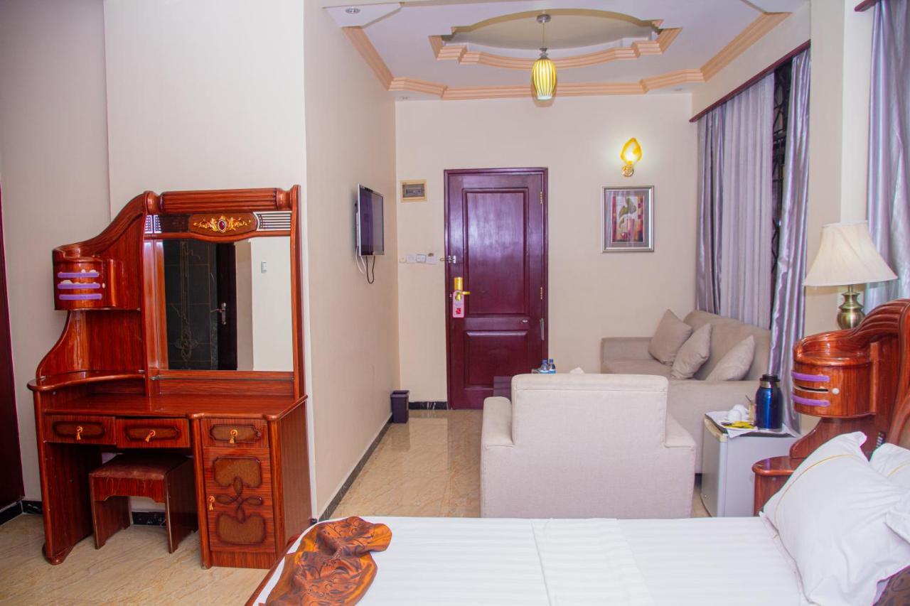 Star City Hotel Dar es Salaam Exterior foto
