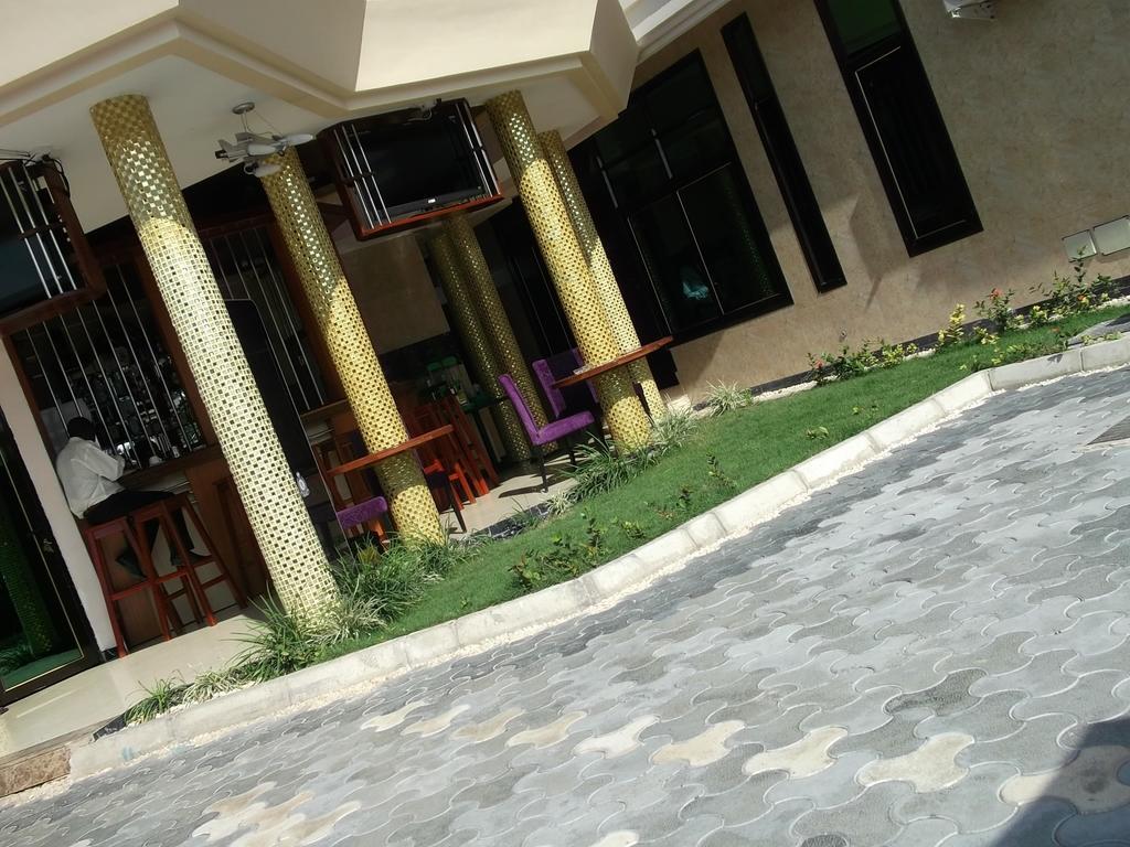 Star City Hotel Dar es Salaam Exterior foto